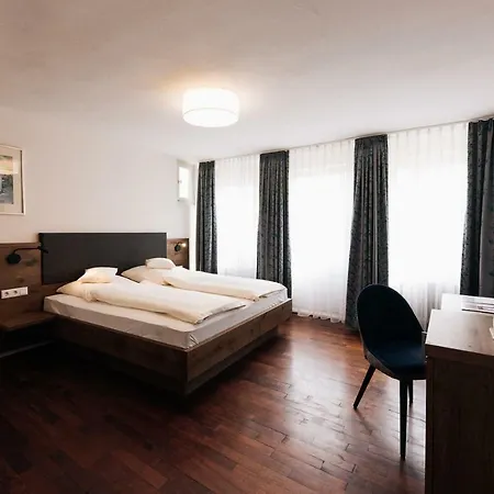 ヴァイサー ボック ホテル ハイデルベルク