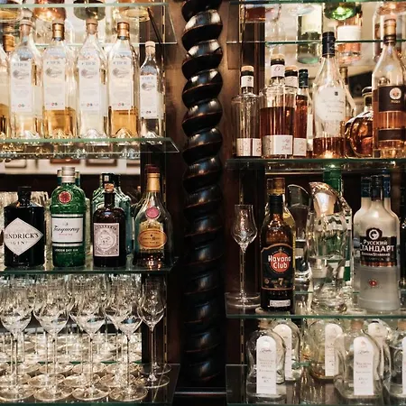 ヴァイサー ボック ホテル 3*