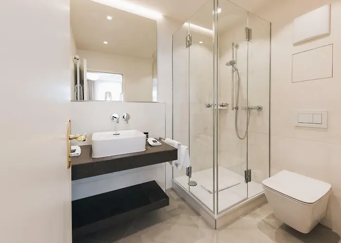 Hotel Weisser Bock 3*